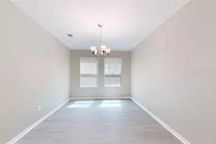 2818 N Red Birch Cir, Houston, TX 77038 - Photo 17