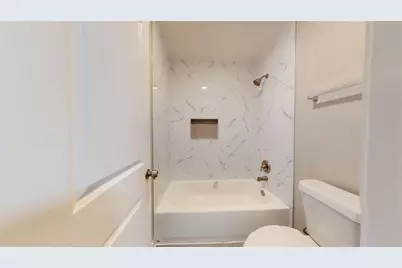 2818 N Red Birch Circle, Houston, TX 77038 - Photo 31