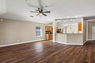 167 Rustic Colony Ln, Dickinson, TX 77539 - Photo 9