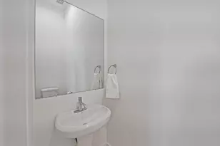 594 Janisch Rd, Houston, TX 77018 - Photo 13