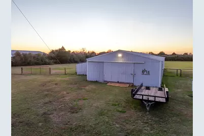 19989 Meadow Bend Road, Waller, TX 77484 - Photo 33