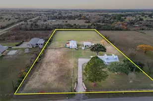 19989 Meadow Bend Rd, Waller, TX 77484 - Photo 1