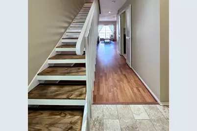 2228 S Piney Point Rd #109, Houston, TX 77063 - Photo 7