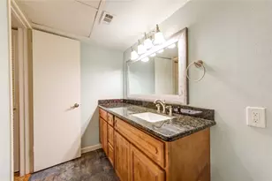 361 N Post Oak Ln, Houston, TX 77024 - Photo 13
