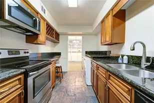 361 N Post Oak Ln, Houston, TX 77024 - Photo 7
