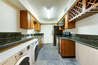 361 N Post Oak Lane #241, Houston, TX 77024 - Photo 9