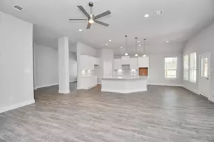 2069 Corn Thistle Wy, Magnolia, TX 77355 - Photo 9