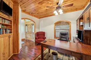 225 McGregor Dr, Brookeland, TX 75931 - Photo 25