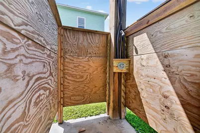 971 Meynig Drive, Crystal Beach, TX 77650 - Photo 29