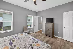 971 Meynig Dr, Crystal Beach, TX 77650 - Photo 15