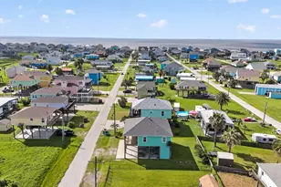 971 Meynig Dr, Crystal Beach, TX 77650 - Photo 35