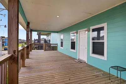 971 Meynig Drive, Crystal Beach, TX 77650 - Photo 5