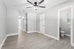 909 Stewart St, Montgomery, TX 77316 - Photo 15