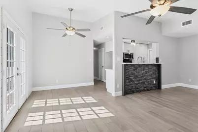 909 Stewart Street, Montgomery, TX 77316 - Photo 7