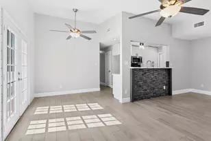 909 Stewart St, Montgomery, TX 77316 - Photo 7