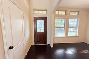 6523 Hunters Creek Ln, Baytown, TX 77521 - Photo 11