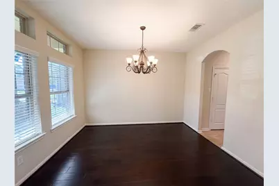 6523 Hunters Creek Lane, Baytown, TX 77521 - Photo 9