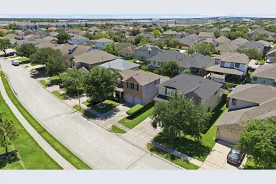 14410 Long Meadow Drive, Houston, TX 77047 - Photo 33