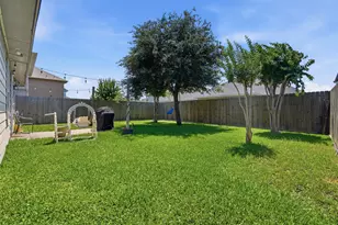 14410 Long Meadow Dr, Houston, TX 77047 - Photo 31