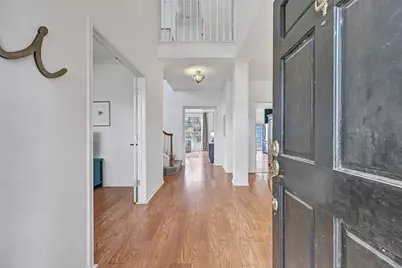 1807 N Mission Circle, Friendswood, TX 77546 - Photo 3