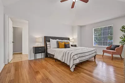 1807 N Mission Circle, Friendswood, TX 77546 - Photo 17