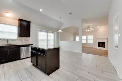 4446 Barnstone Ridge Lane, Rosharon, TX 77583 - Photo 5