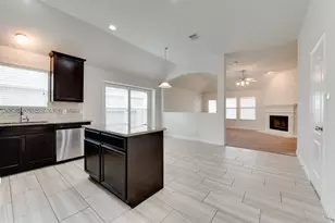 4446 Barnstone Ridge Ln, Rosharon, TX 77583 - Photo 5
