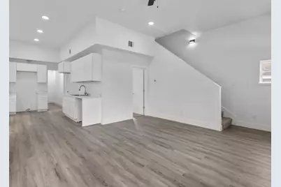 3312 Sealy A and B, Galveston, TX 77550 - Photo 3