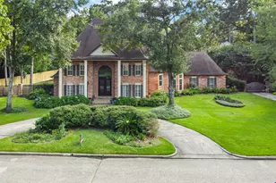 5611 Garden Point Dr, Kingwood, TX 77345 - Photo 1