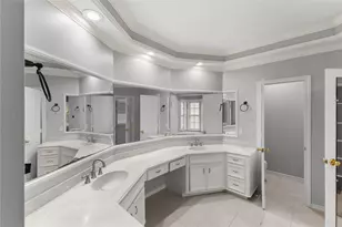 5611 Garden Point Dr, Kingwood, TX 77345 - Photo 25