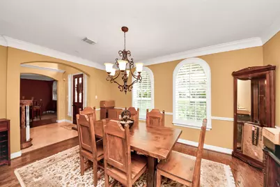 16 Twin Valley Drive, Sugar Land, TX 77479 - Photo 17