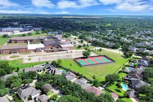 16 Twin Valley Dr, Sugar Land, TX 77479 - Photo 47