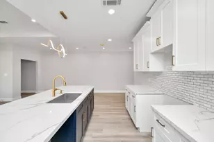 805 Rd 5203, Cleveland, TX 77327 - Photo 9