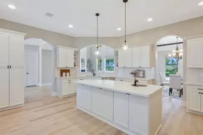 10827 Bourbon Street, Willis, TX 77318 - Photo 11