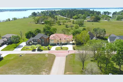 10827 Bourbon Street, Willis, TX 77318 - Photo 47