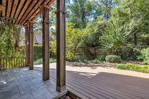 75 E Lakeridge Dr, The Woodlands, TX 77381 - Photo 39