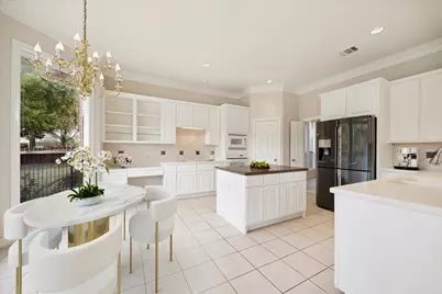 423 Brook Shore Court, Sugar Land, TX 77478 - Photo 23