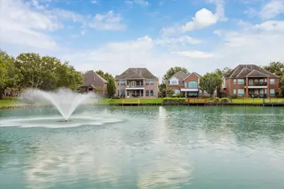 423 Brook Shore Court, Sugar Land, TX 77478 - Photo 11