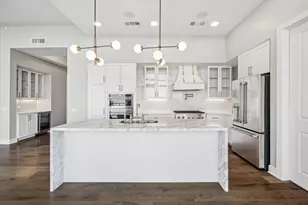 9757 Katy Freeway, Houston, TX 77024 - Photo 3