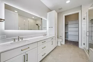 9757 Katy Freeway, Houston, TX 77024 - Photo 11