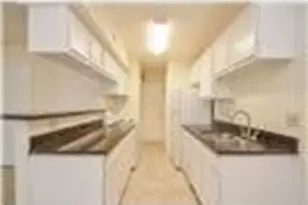 2750 Holly Hall St, Houston, TX 77054 - Photo 9