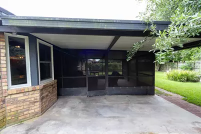 67 Sweetgum Court, Lake Jackson, TX 77566 - Photo 33