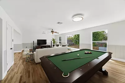 2302 Brooktree Drive, Houston, TX 77008 - Photo 35