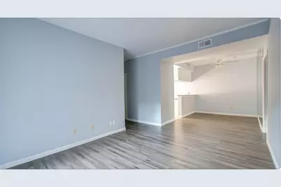 11711 Memorial Drive #381, Houston, TX 77024 - Photo 3