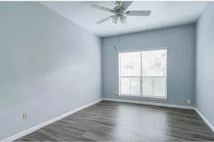11711 Memorial Dr, Houston, TX 77024 - Photo 7