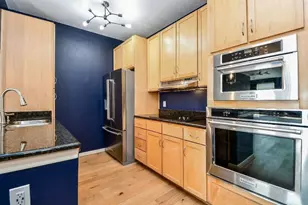 505 Jackson Hill St, Houston, TX 77007 - Photo 9