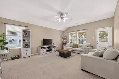 30 S Vesper Bend Circle, The Woodlands, TX 77382 - Photo 3