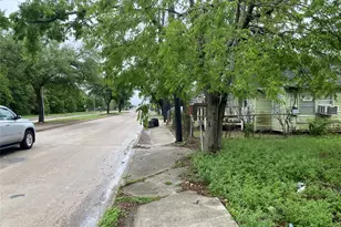 3013 Altoona St, Houston, TX 77026 - Photo 1