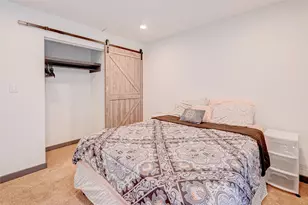 5863 Inwood Dr, Houston, TX 77057 - Photo 25