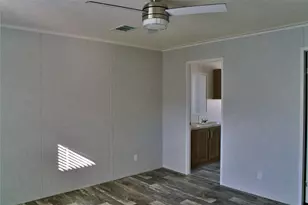 5323 Green Ln, Houston, TX 77066 - Photo 11